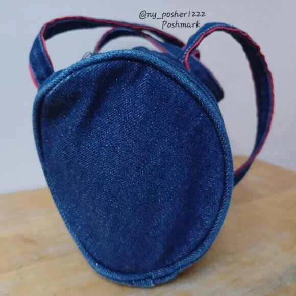𝓐é𝓻𝓸𝓹𝓸𝓼𝓽𝓪𝓵𝓮 Denim Barrel Bag 🔵🔴 - Picture 4 of 9